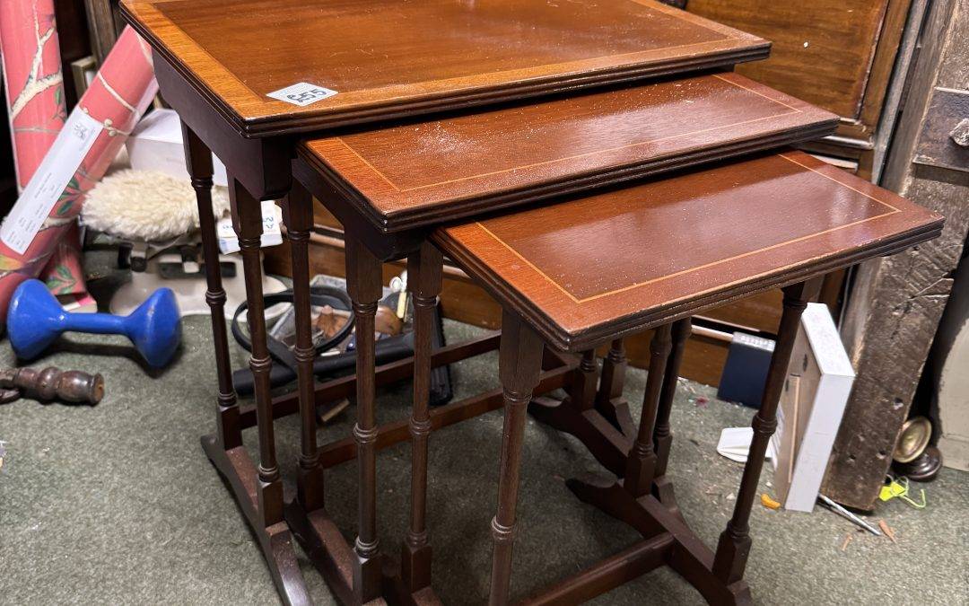 Edwardian mahogany nest of tables